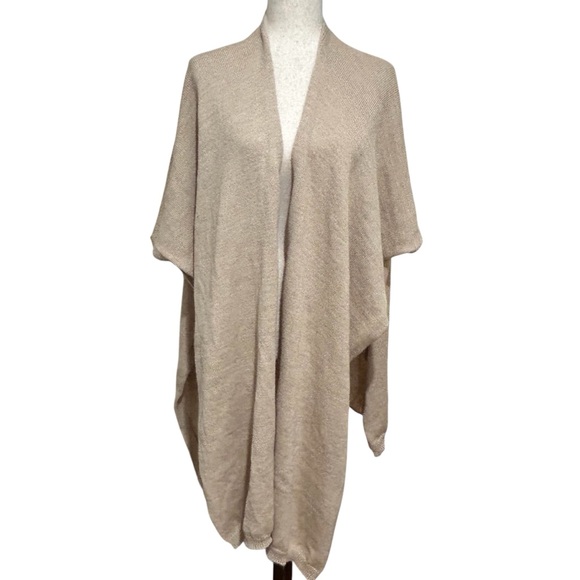 Alpaca Hand Knit Tan Wrap from Anita Arzé - One Size - Picture 4 of 8